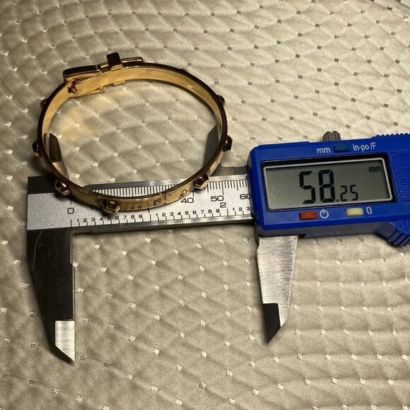 Michael Kors Gold-Tone Buckle Bangle Bracelet – Studded – 28.68g – 58mm - Picture 4 of 12